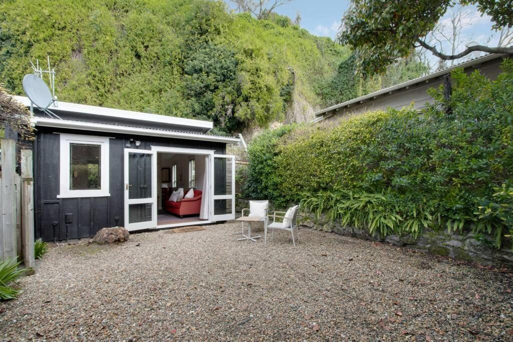 Tiny Home Big Vibes In Central נאפייר מראה חיצוני תמונה